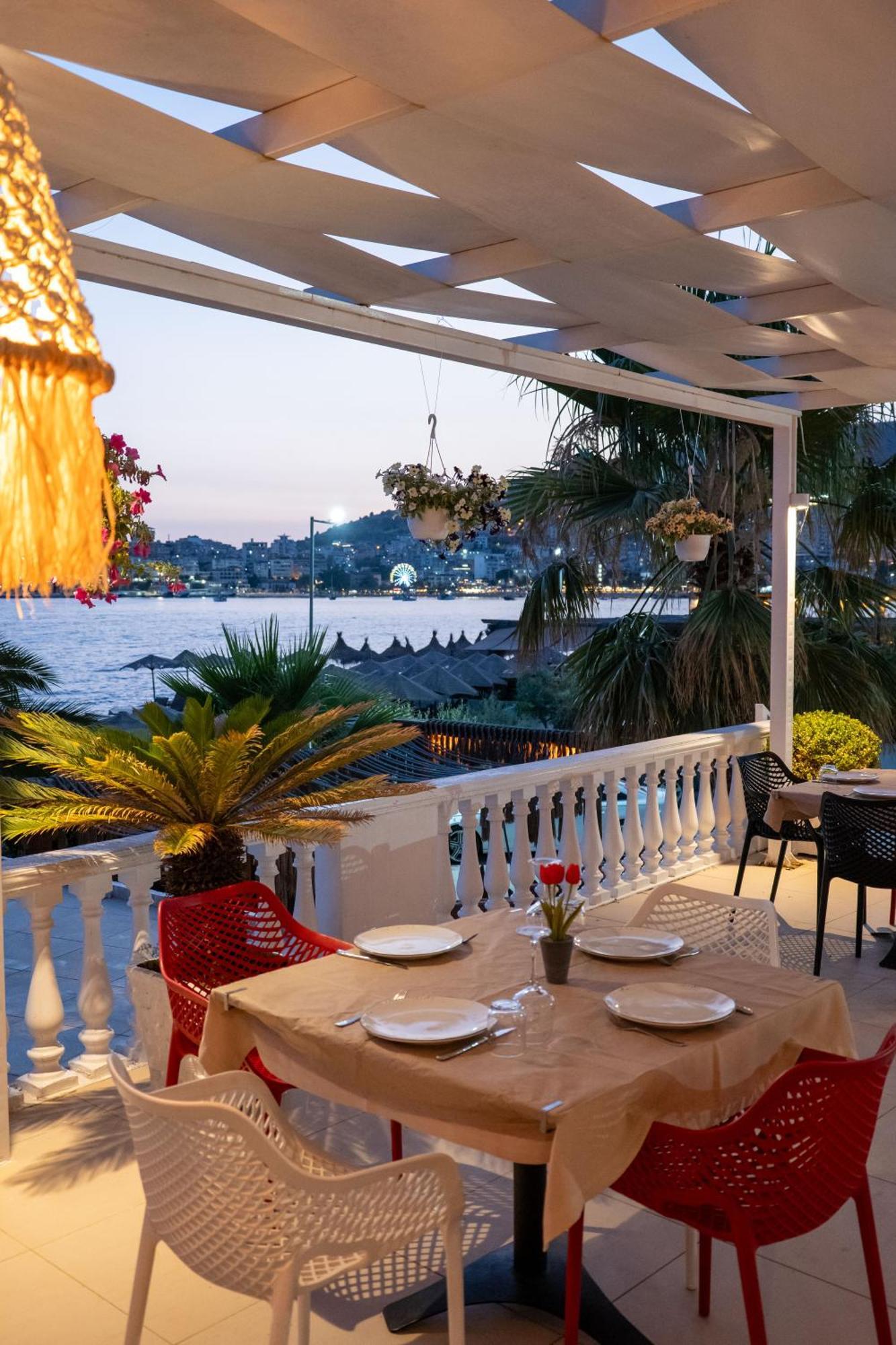 Hotel Sejko Saranda Extérieur photo