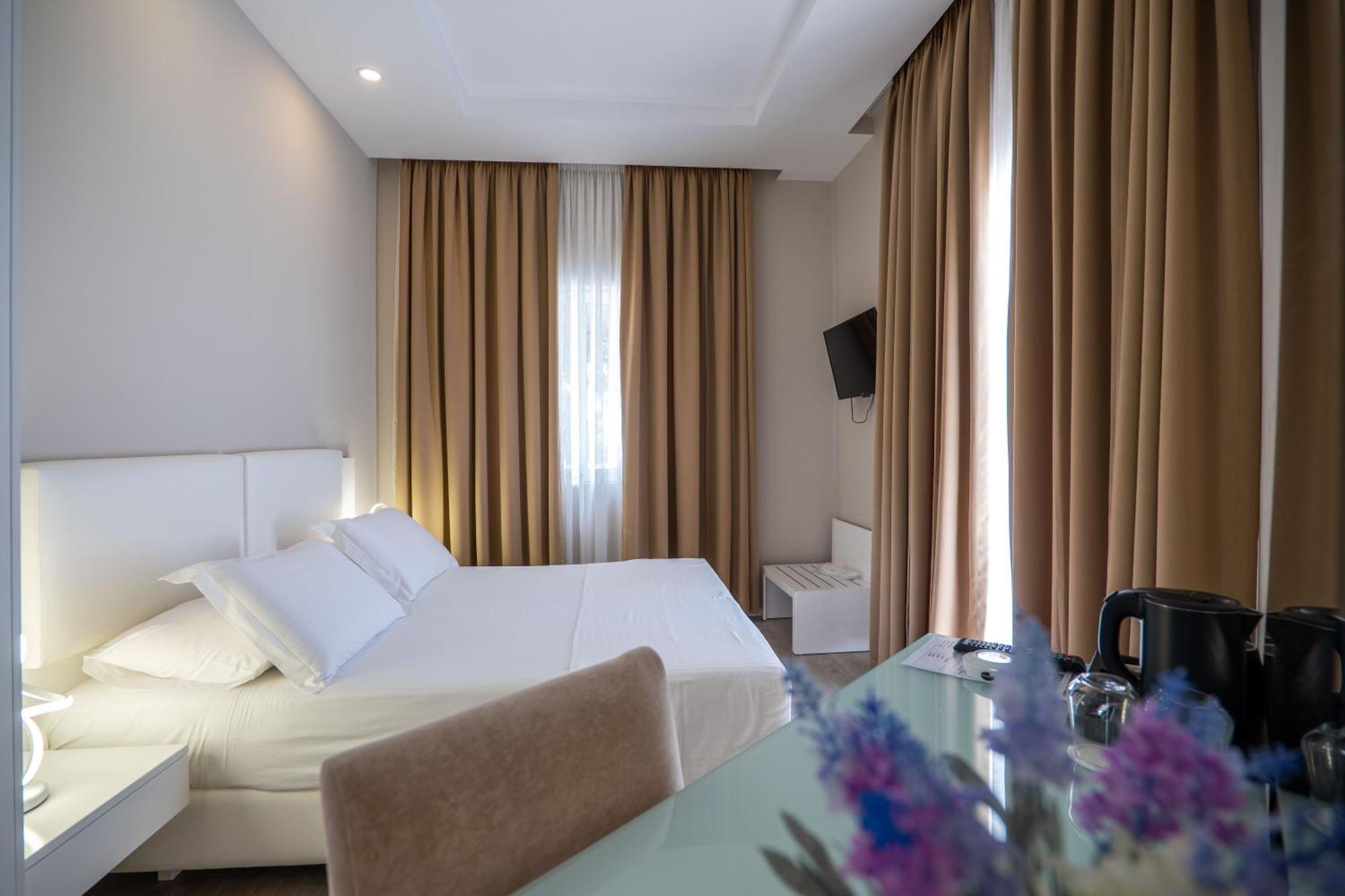 Hotel Sejko Saranda Extérieur photo